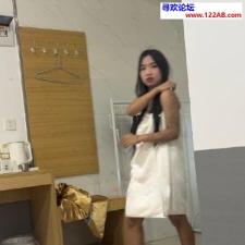 #老挝# 下面放张小妹的偷拍