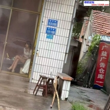 #南通#,#扫街# 另外对面两家水果店搞笑的很